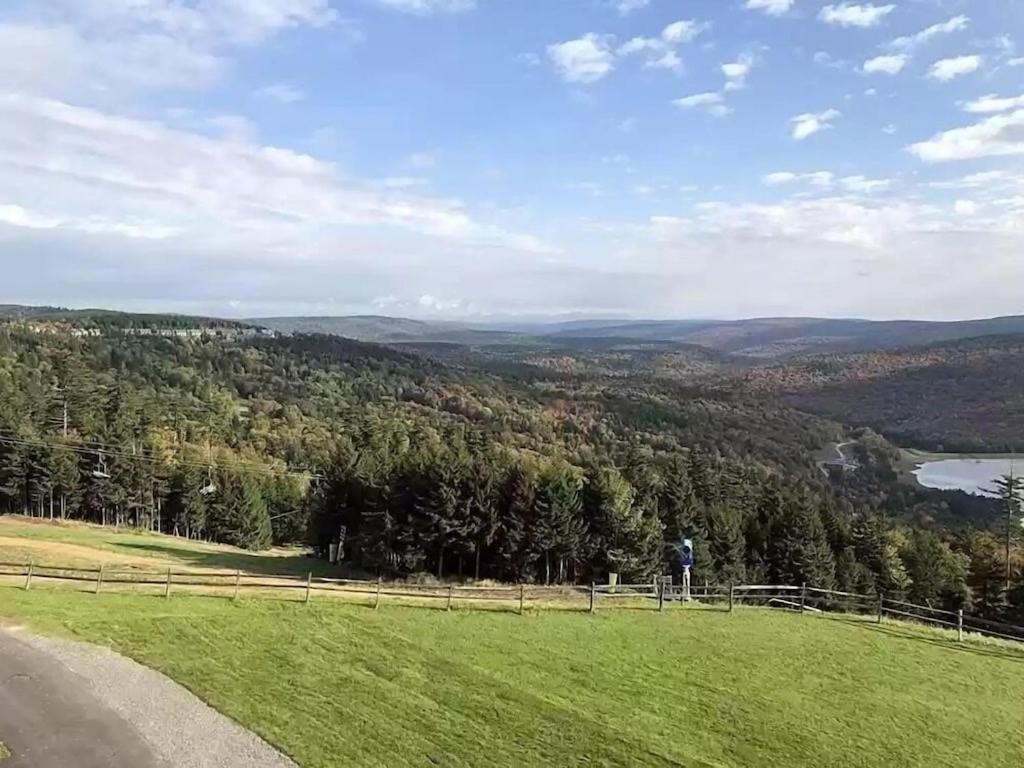 Enjoy The Long Range View, Ski In N Out Top Of The Mountain Condo สโนว์ชู ภายนอก รูปภาพ